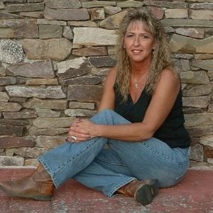 Meet your Posher, Regina